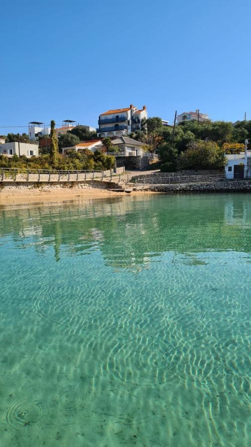 Apartments Solis, 50 M From The Sea - Jakisnica Bagian luar foto